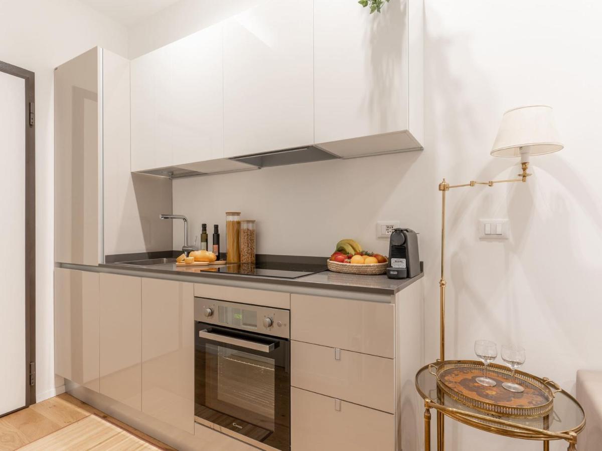 The Best Rent - Gorgeous One-Bedroom Apartment In Ticinese Milano Dış mekan fotoğraf