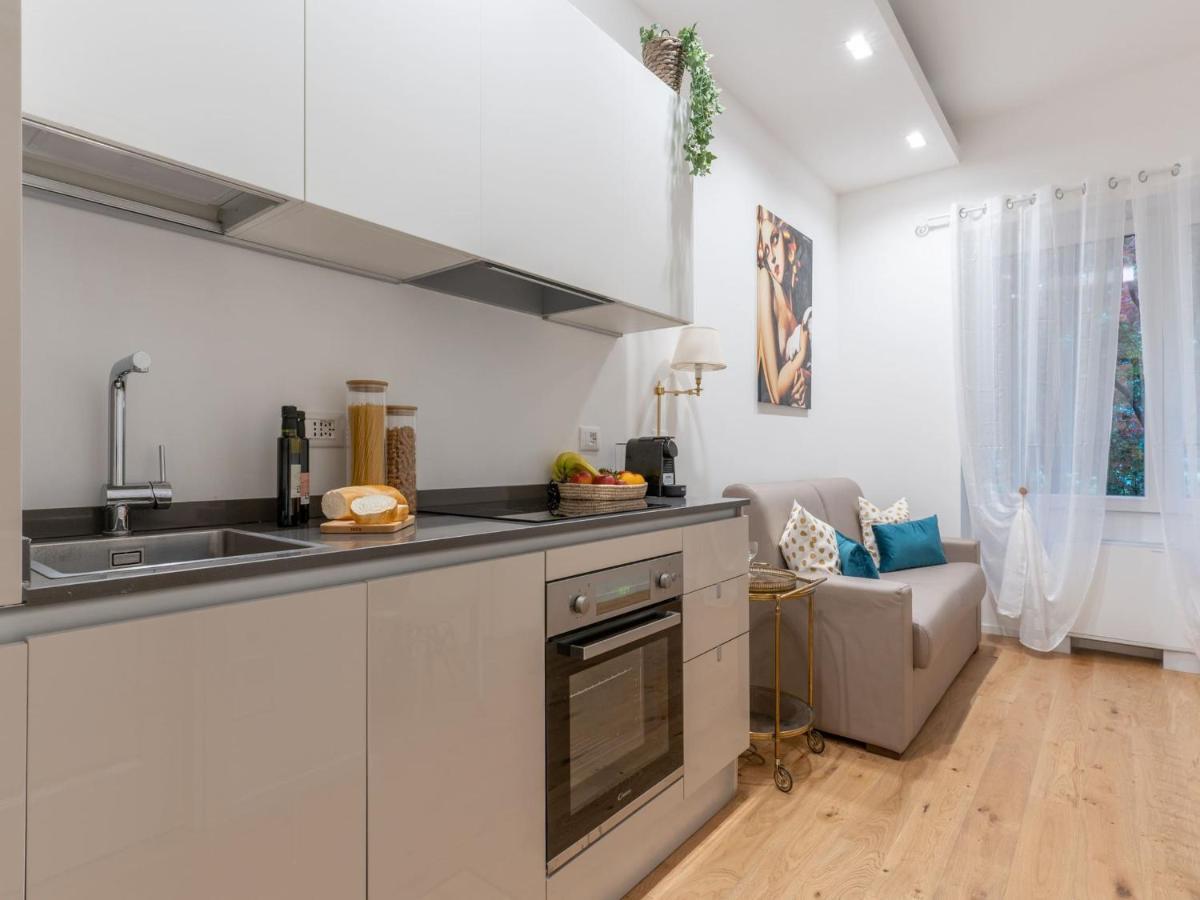 The Best Rent - Gorgeous One-Bedroom Apartment In Ticinese Milano Dış mekan fotoğraf